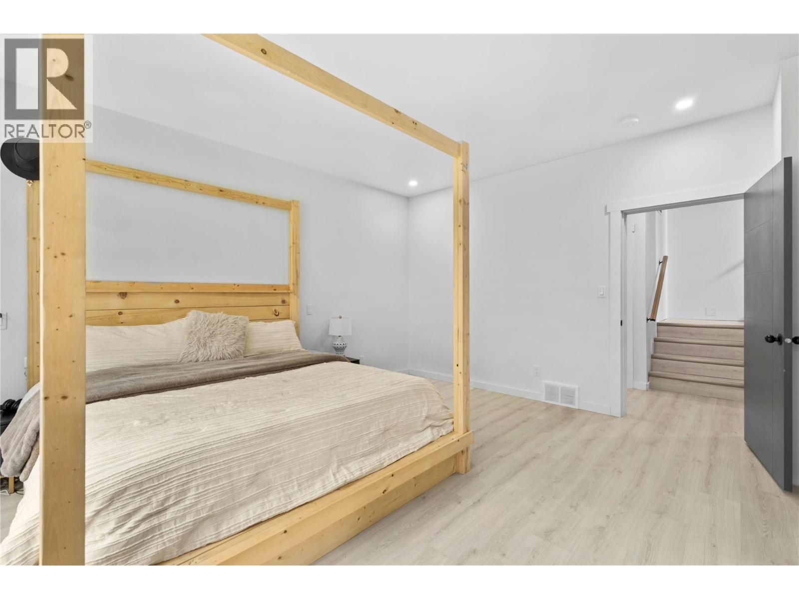 4472 POWER ROAD - 13