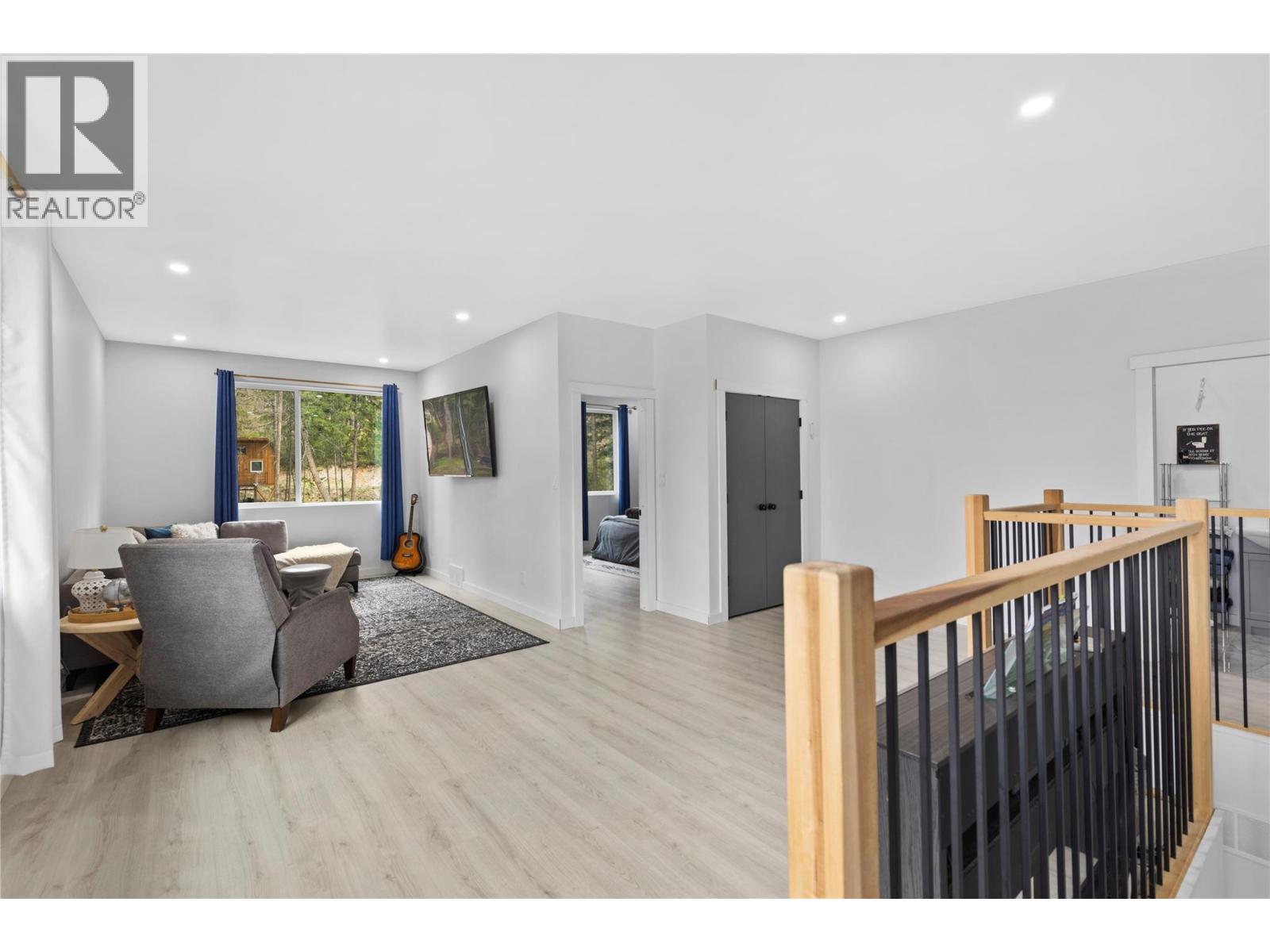 4472 POWER ROAD - 22