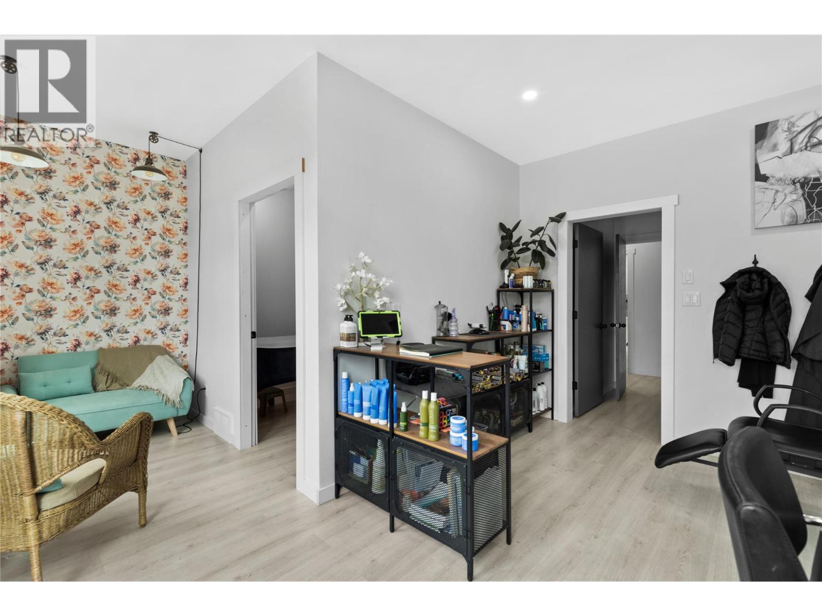 4472 POWER ROAD - 17