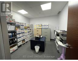 206-208 - 126 Wellington Street W, Barrie, ON L4N1K9 Photo 12