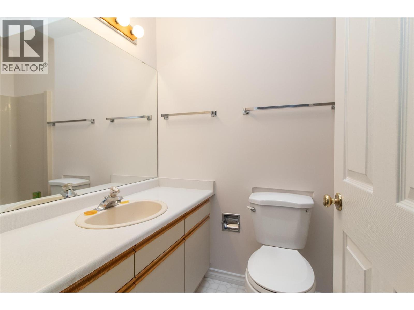 1035 Tataryn Road - 17