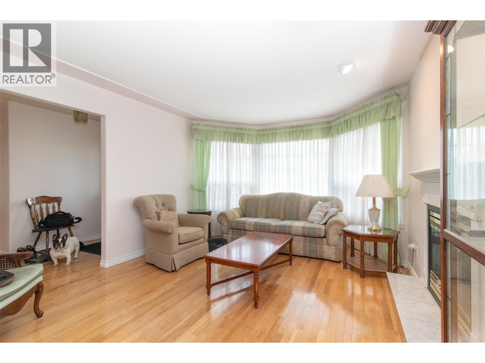 1035 Tataryn Road - 4