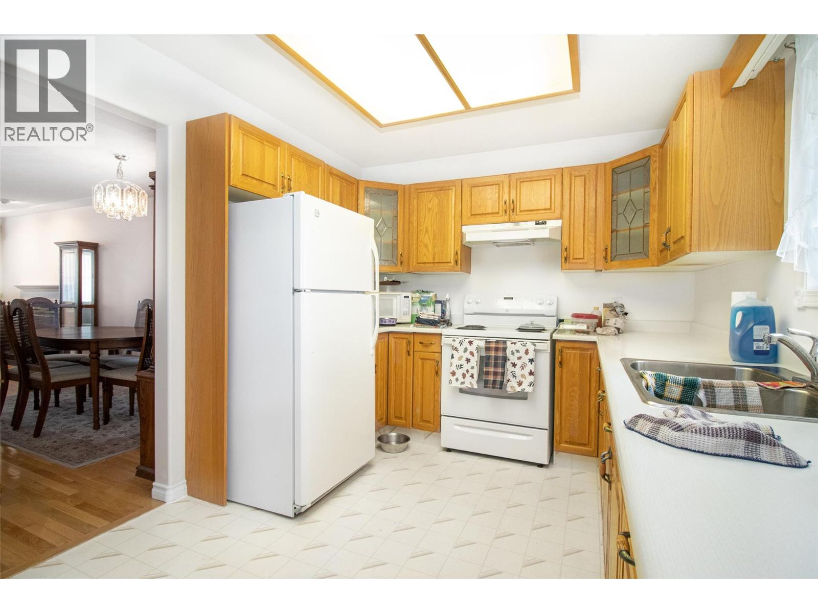 1035 Tataryn Road - 7