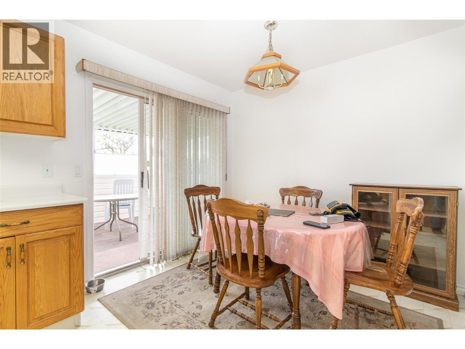 1035 Tataryn Road - 9