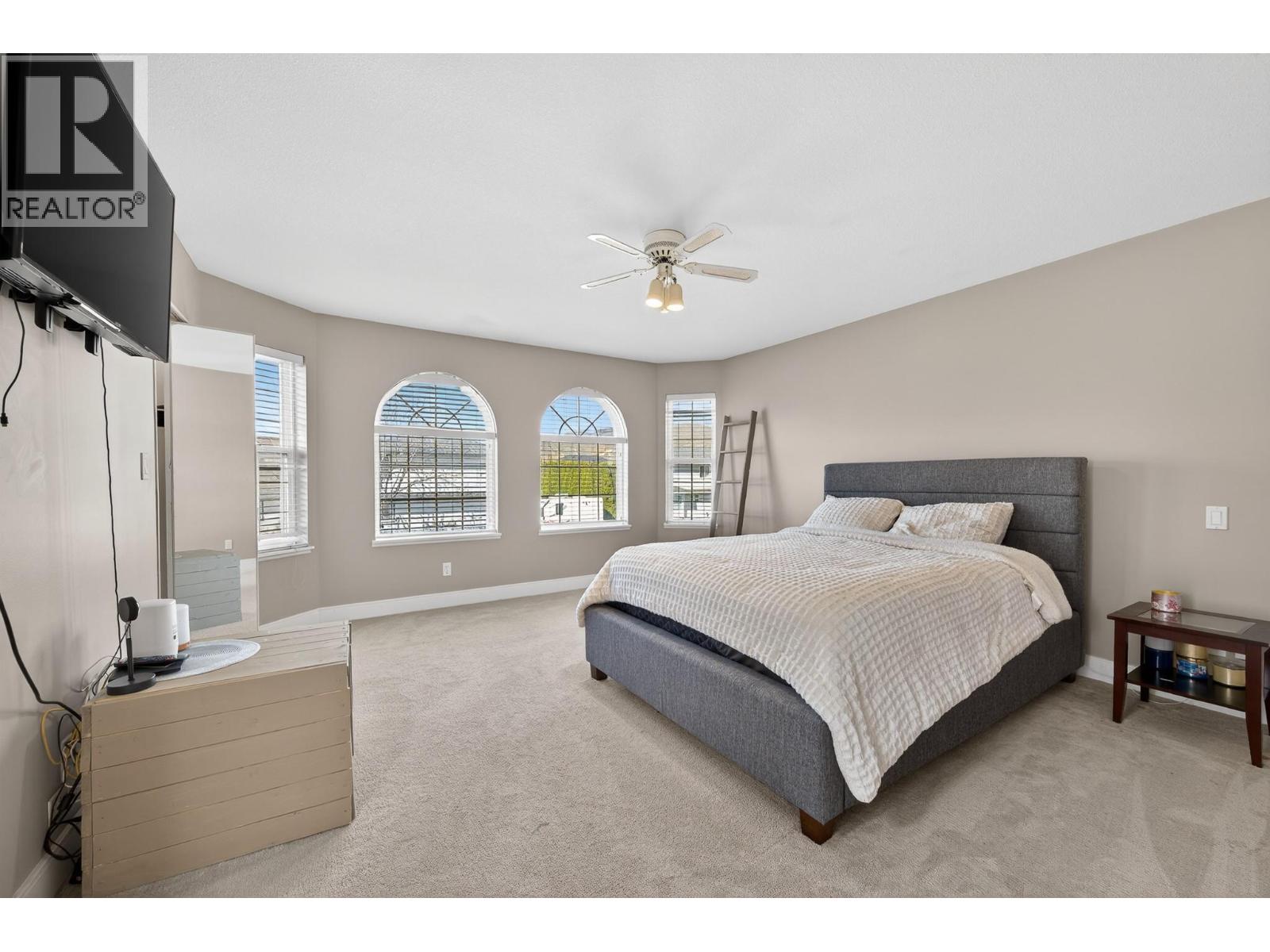  1057 LINCOLN Court, Kamloops