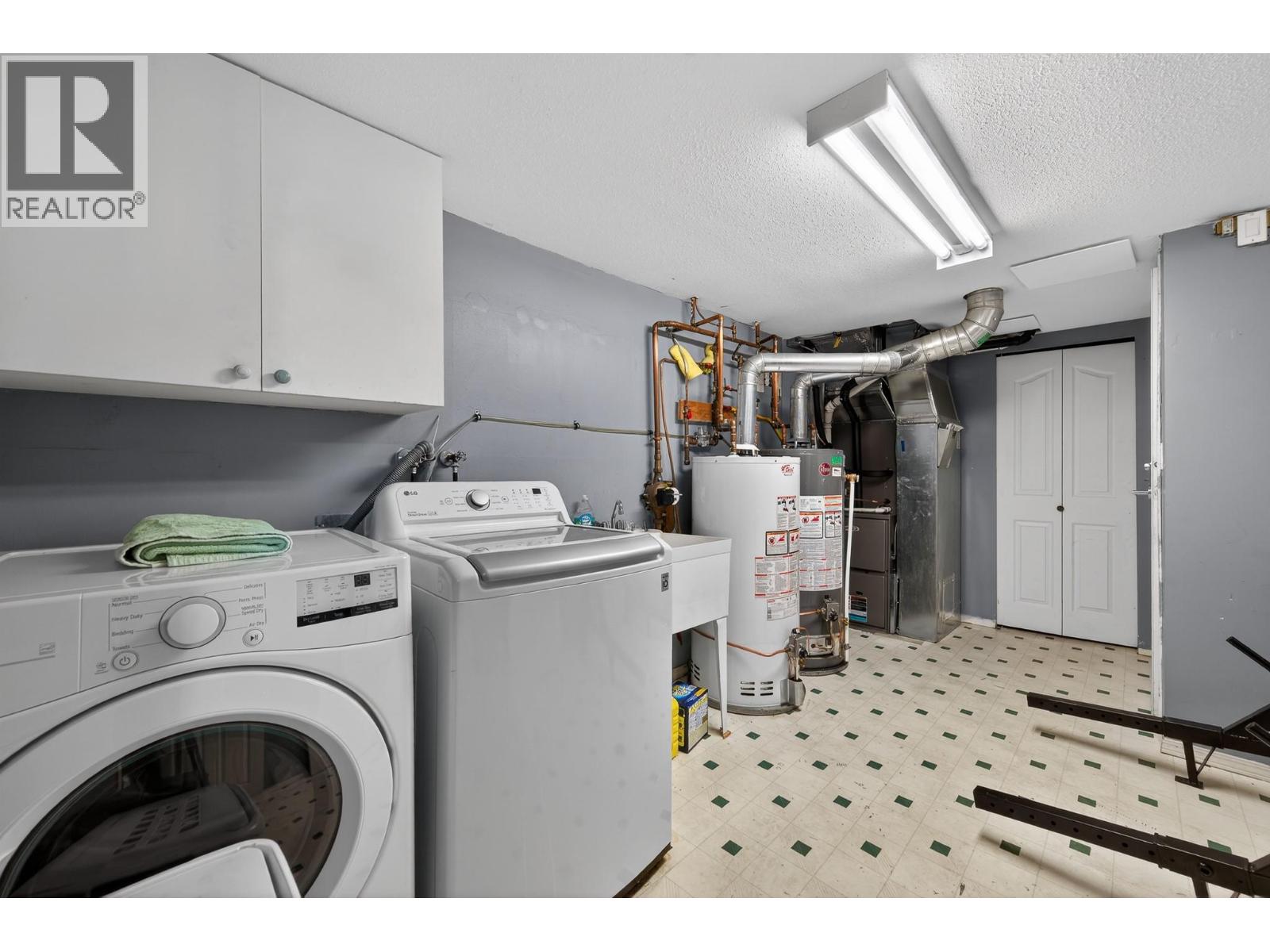  1057 LINCOLN Court, Kamloops