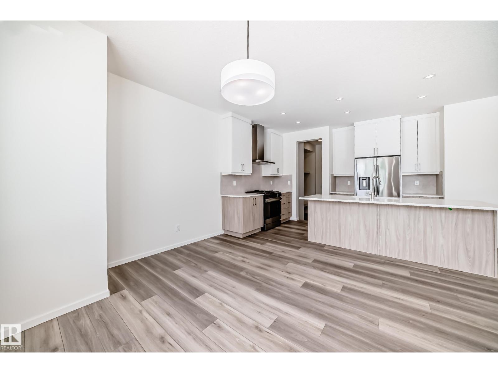 
          20509 16A AV NW
            <br/>
            <span>Edmonton</span>
            , 
            <span>AB</span>
             <span>T6M3E5</span>
        