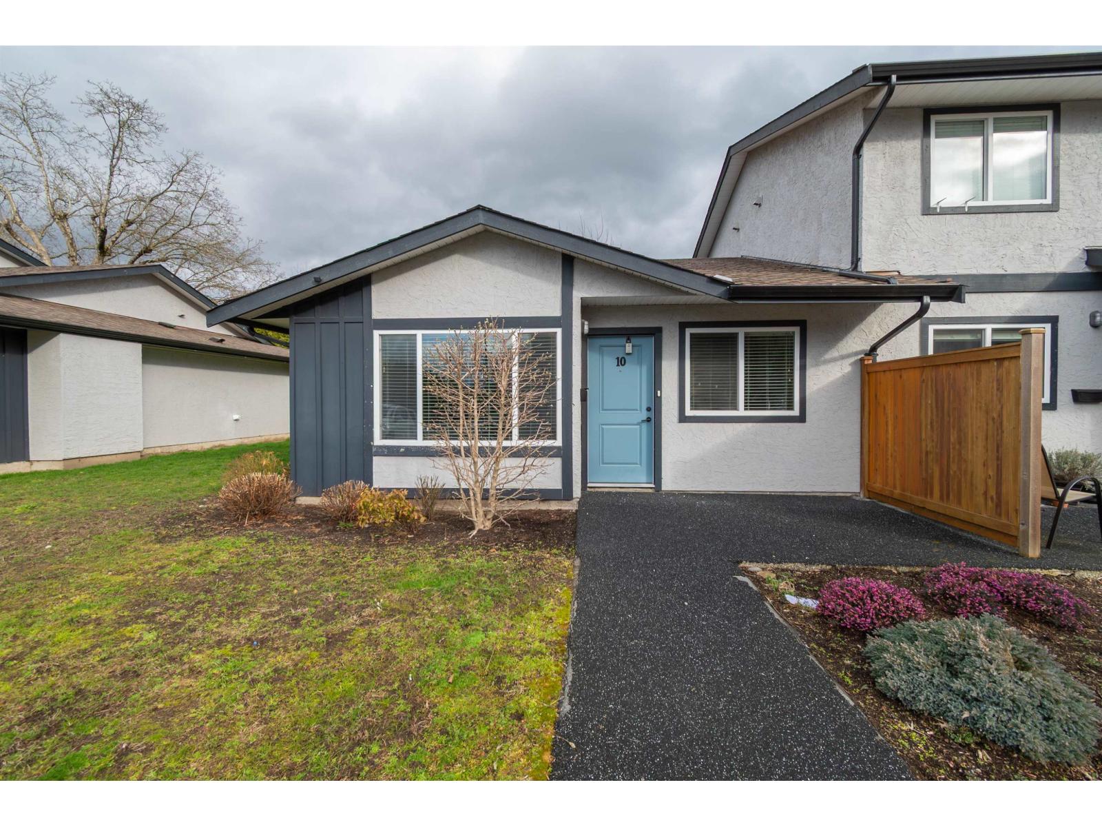 10 45927 LEWIS AVENUE, Chilliwack Proper West