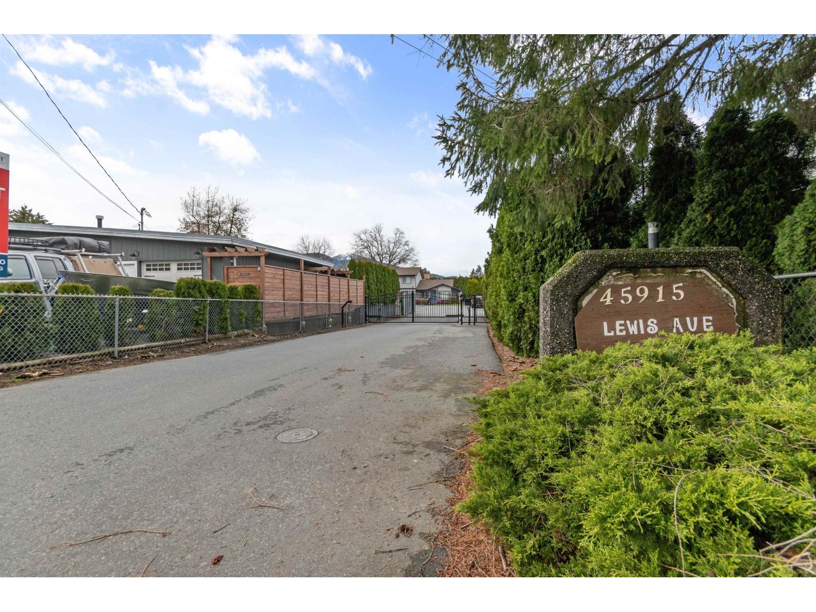10 45927 LEWIS AVENUE, Chilliwack Proper West, Chilliwack
