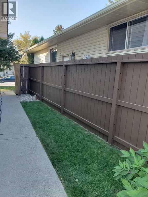 Single Family House Bungalow for Sale in  Rundlehill Road NE Rundle Calgary 