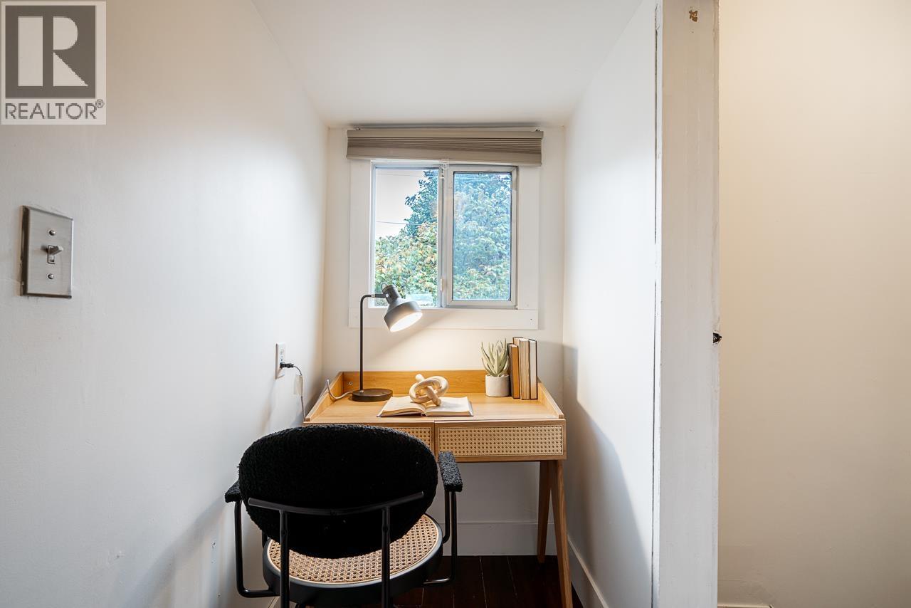 202 SEVENTH STREET, New Westminster