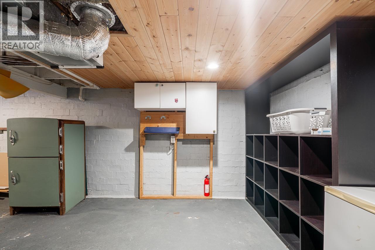 202 SEVENTH STREET, New Westminster