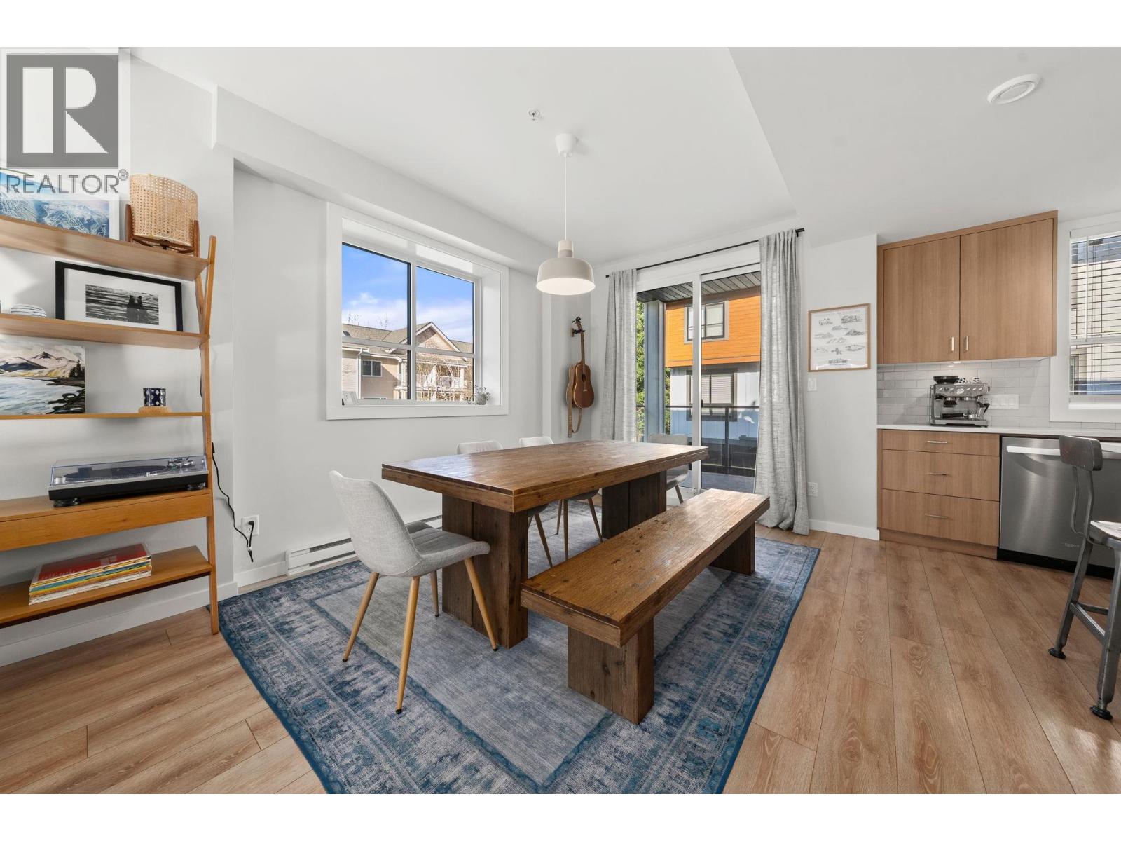 69 39769 GOVERNMENT ROAD, Squamish