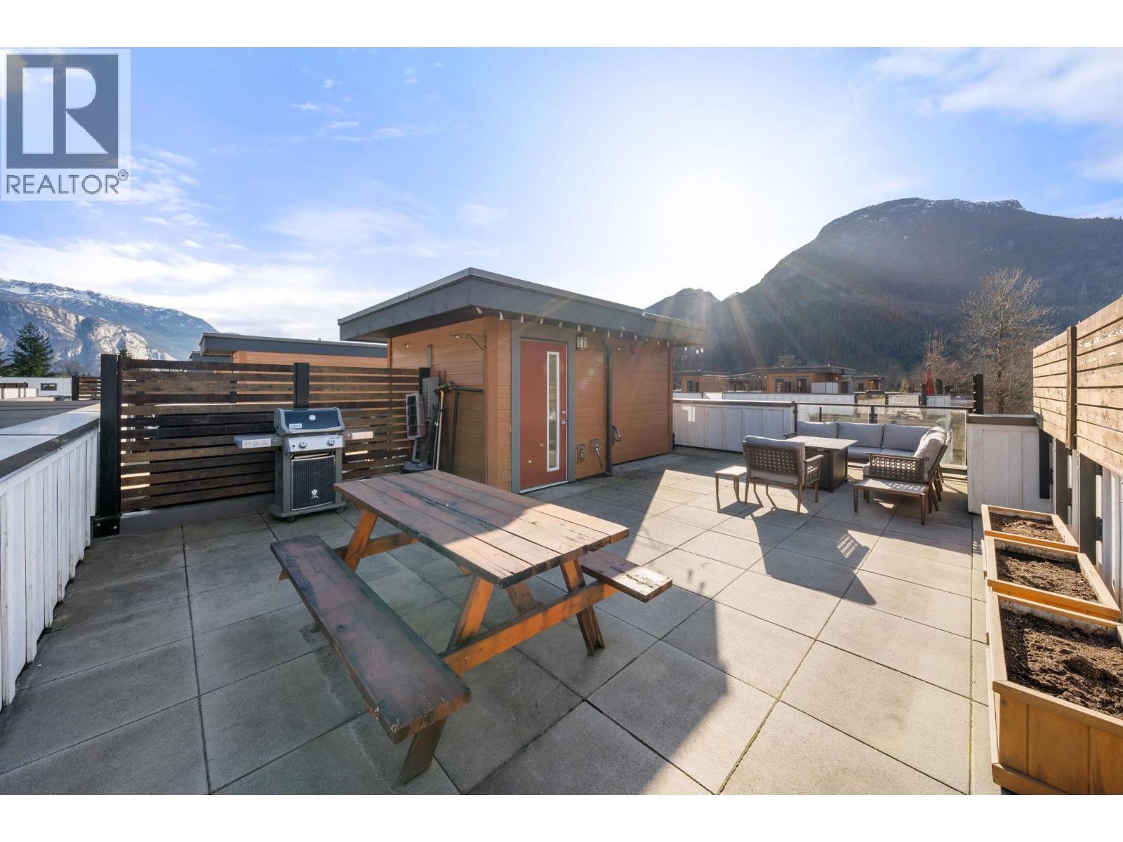 69 39769 GOVERNMENT ROAD, Squamish