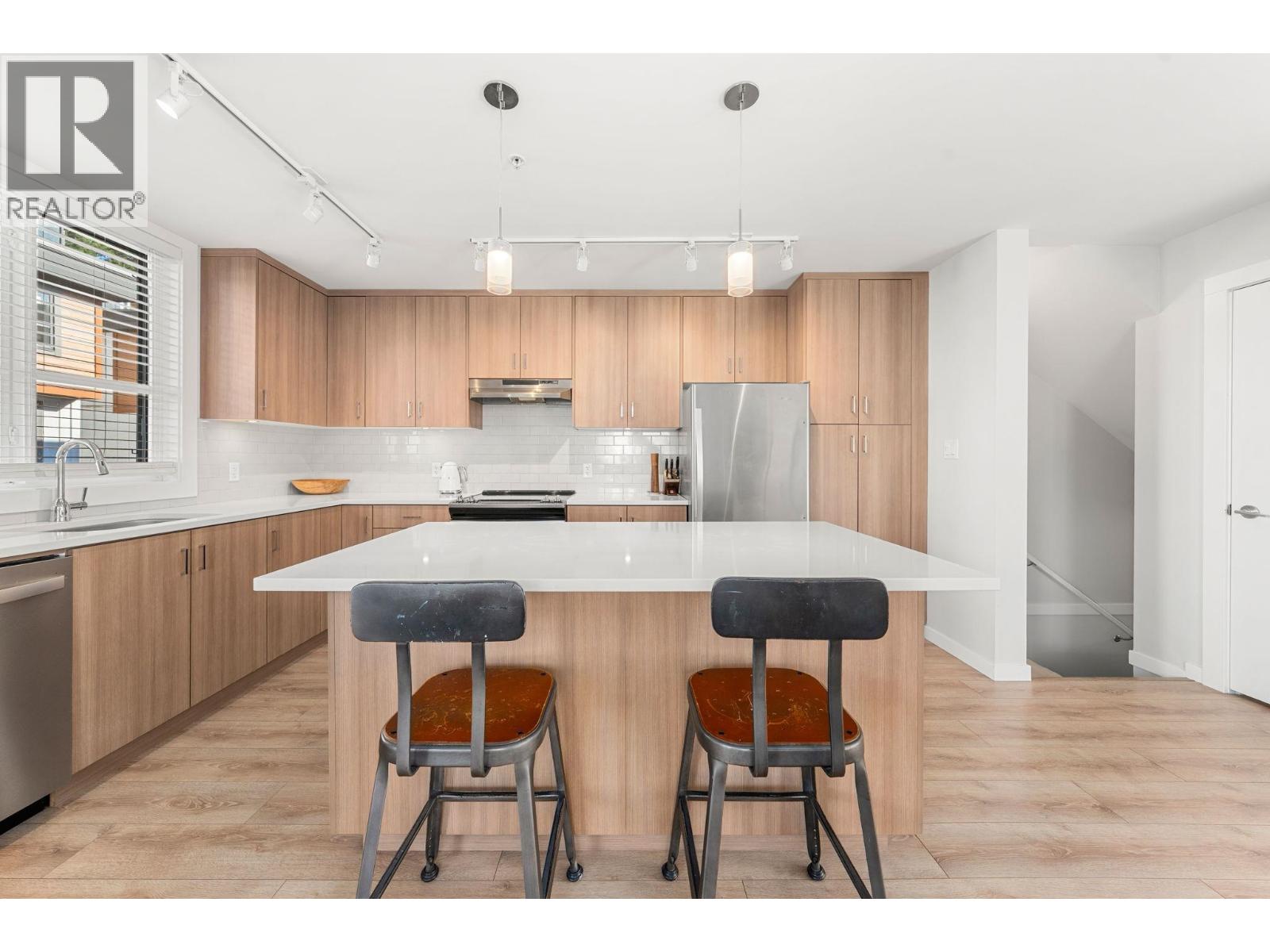 69 39769 GOVERNMENT ROAD, Squamish