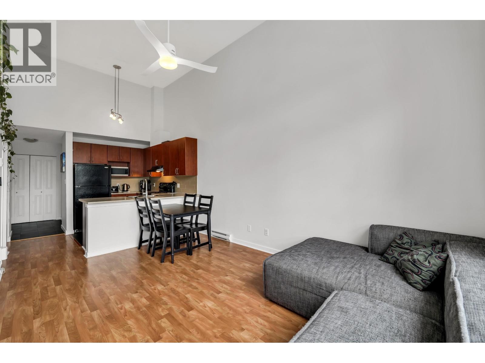 406 40437 TANTALUS ROAD — photo 3