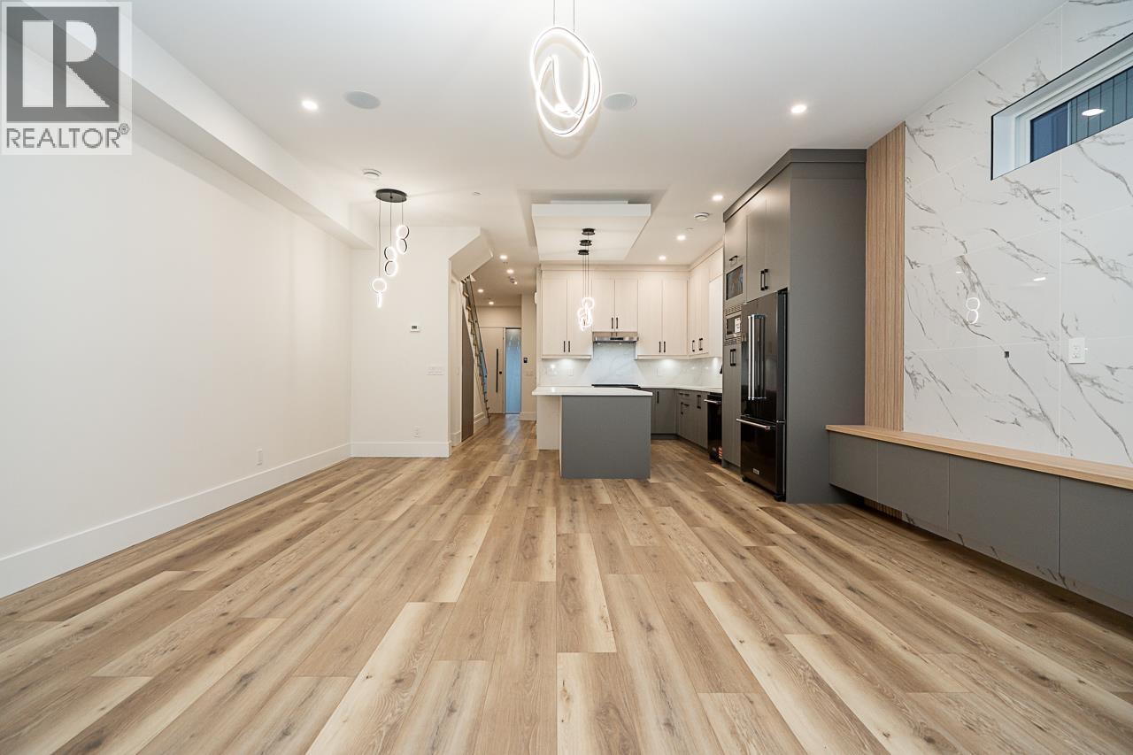 3055 YORK STREET, Port Coquitlam