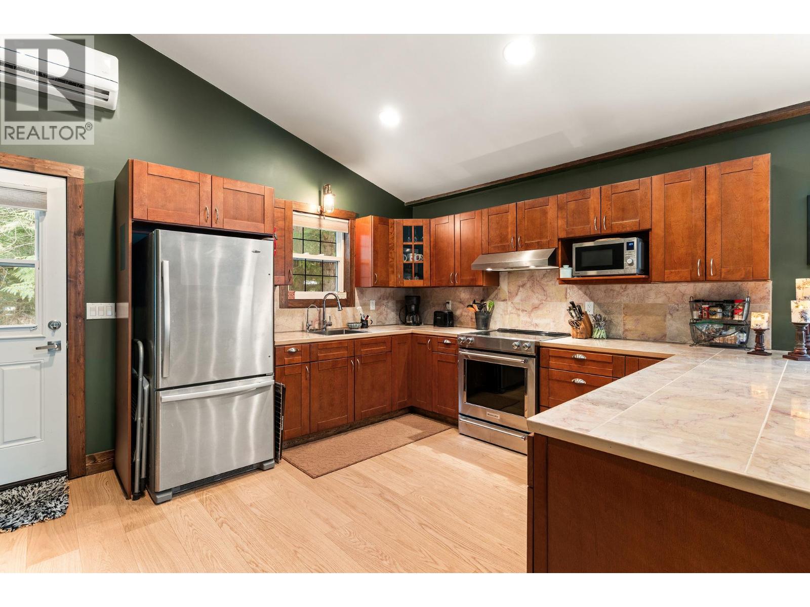  3463 Catherwood Road, Revelstoke