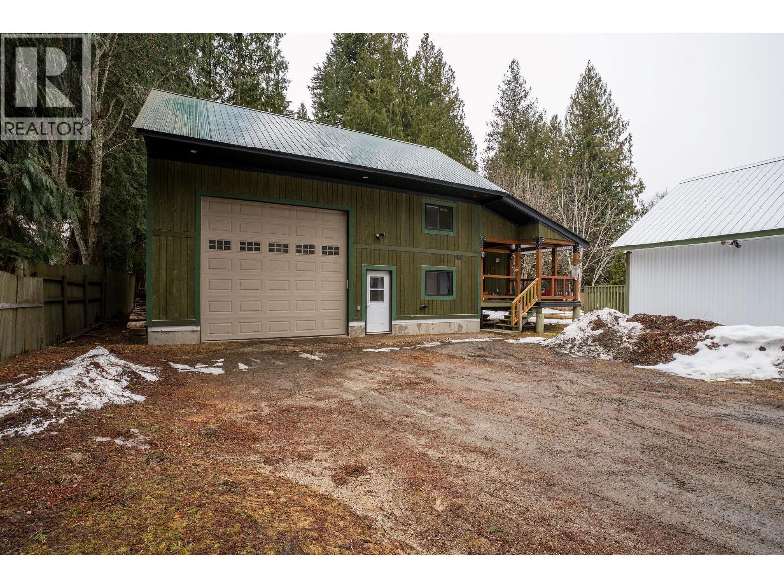  3463 Catherwood Road, Revelstoke