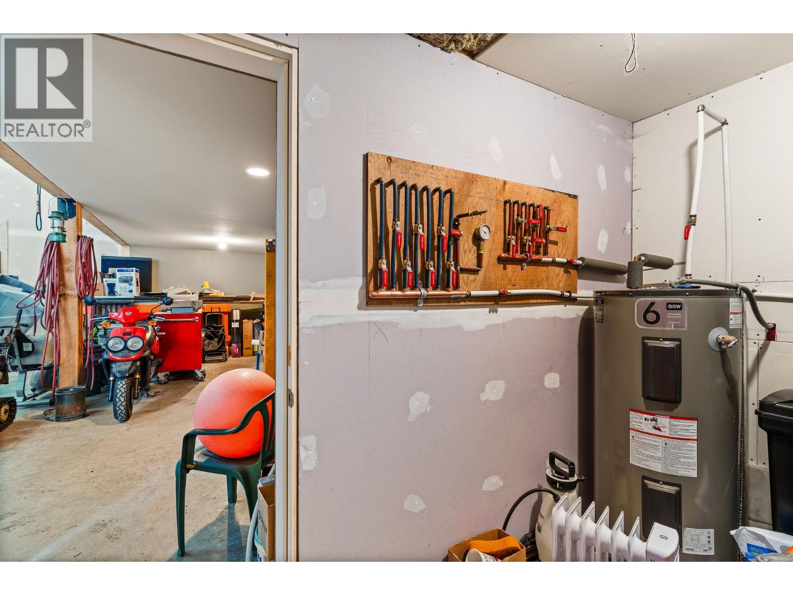 3463 Catherwood Road - 32