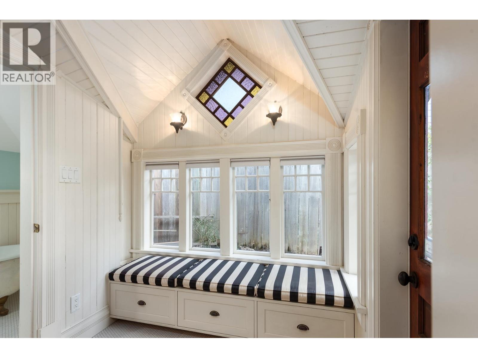 217 NINTH STREET, New Westminster