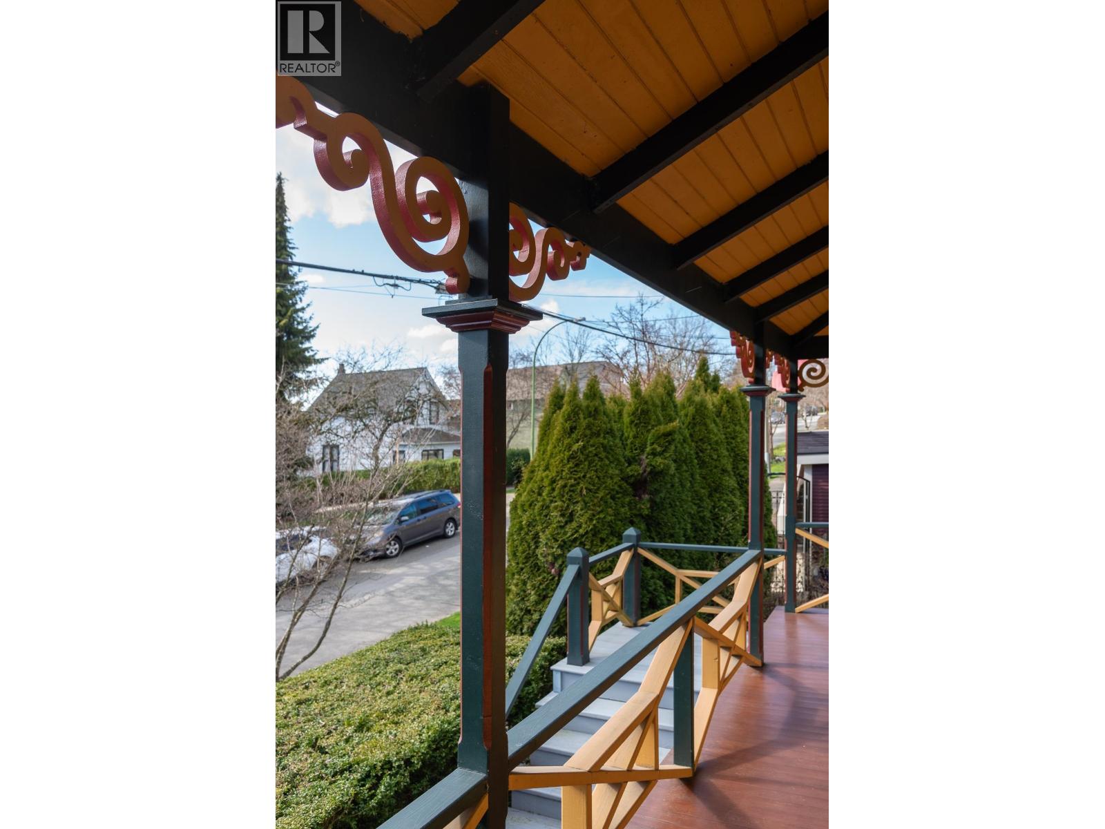 217 NINTH STREET, New Westminster