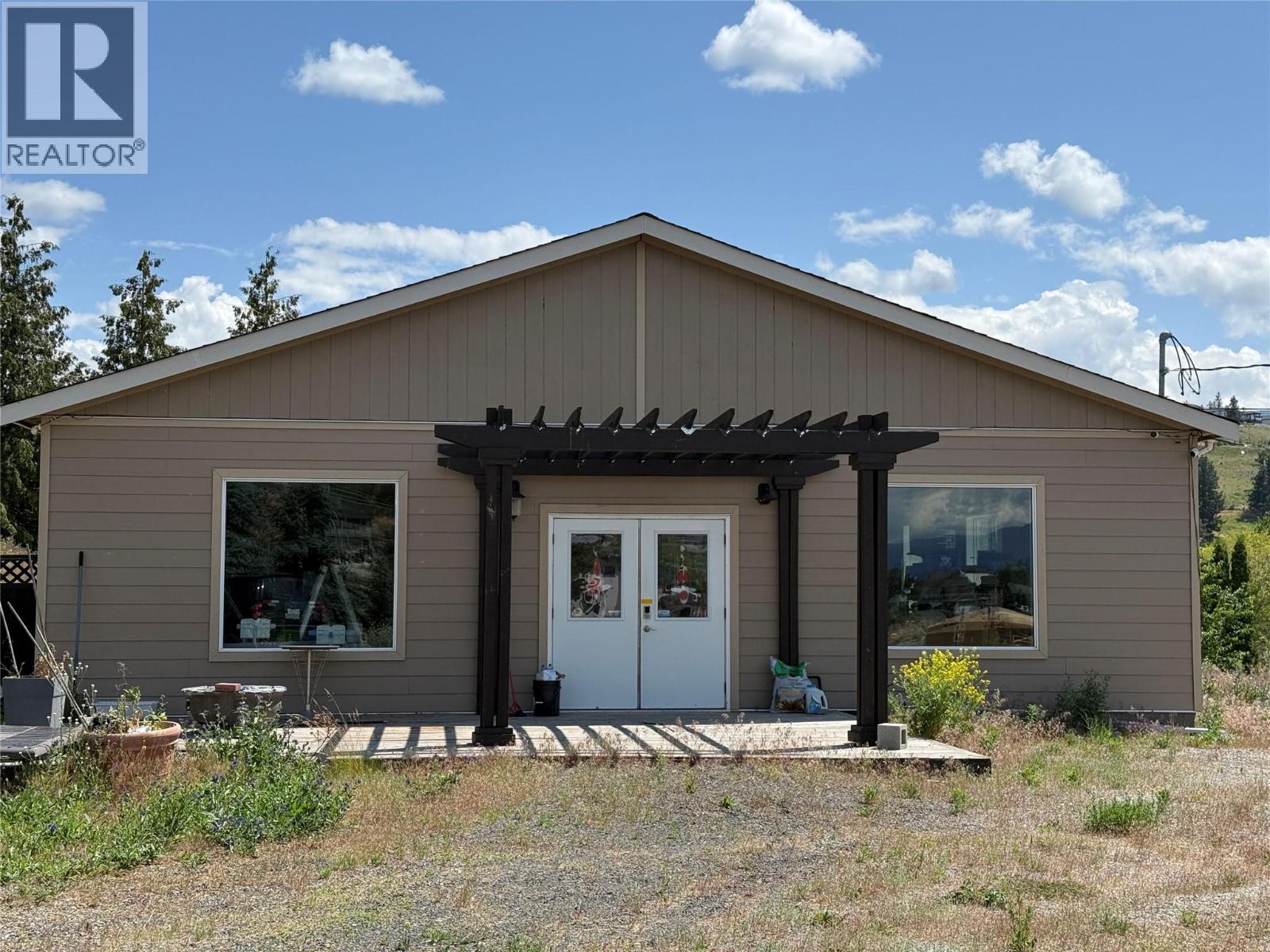 1605 Garner Road, Kelowna