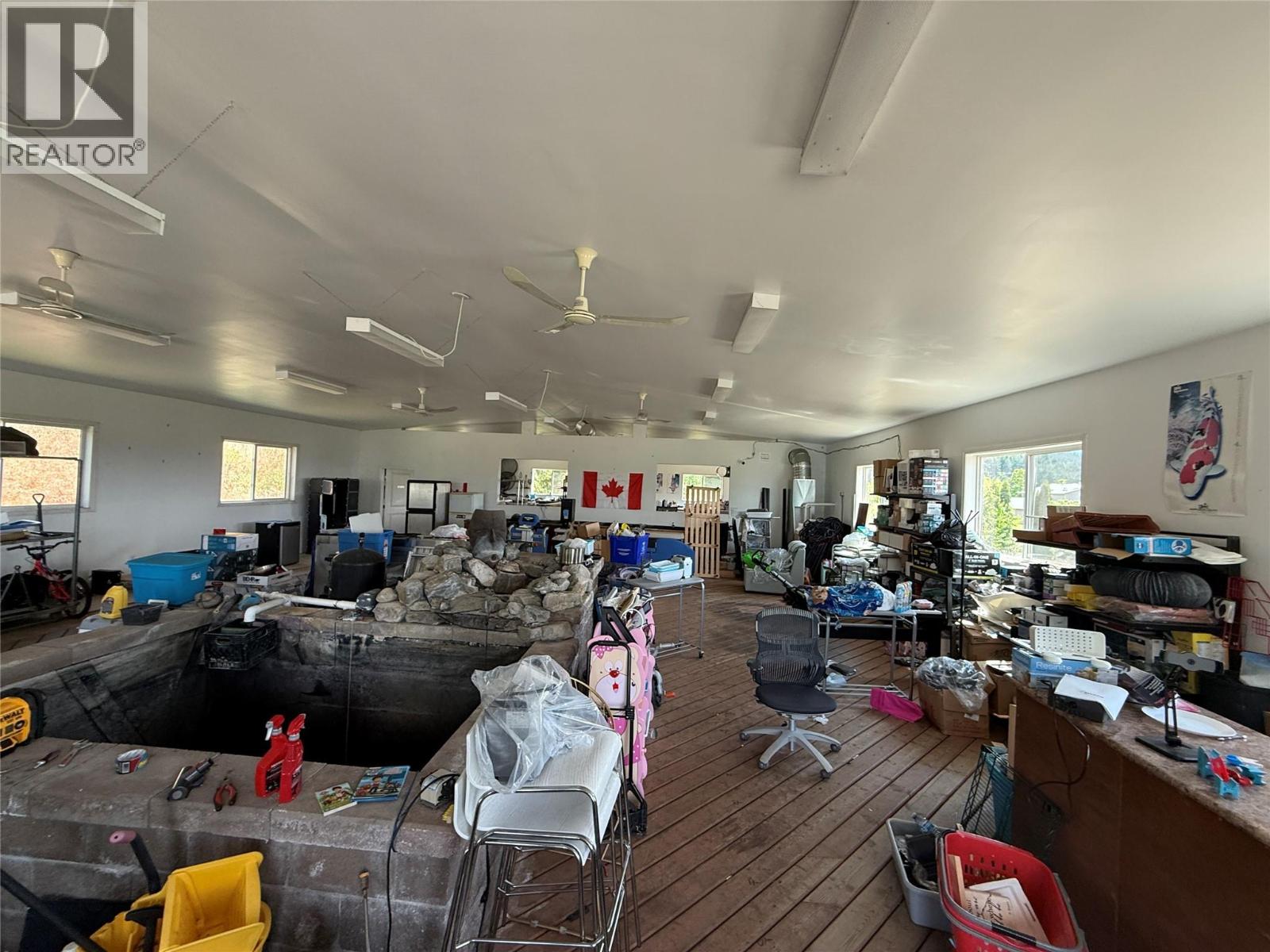  1605 Garner Road, Kelowna