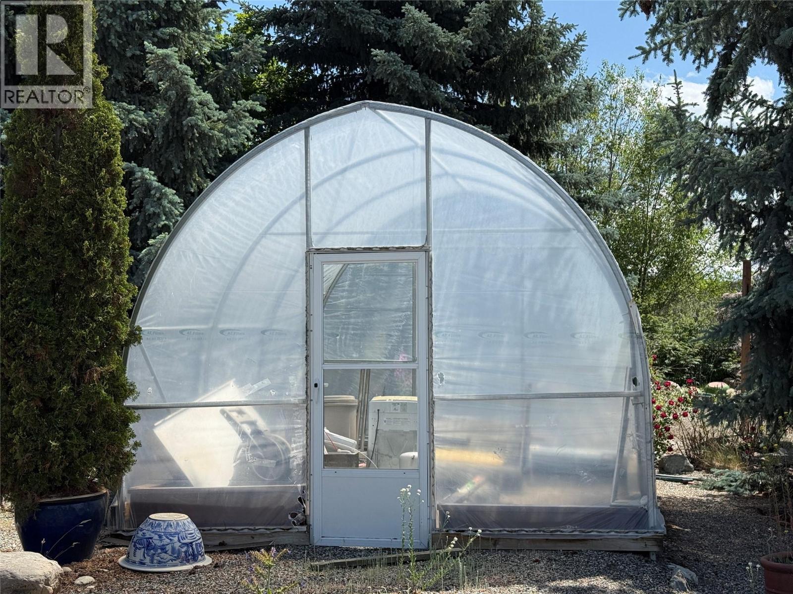  1605 Garner Road, Kelowna