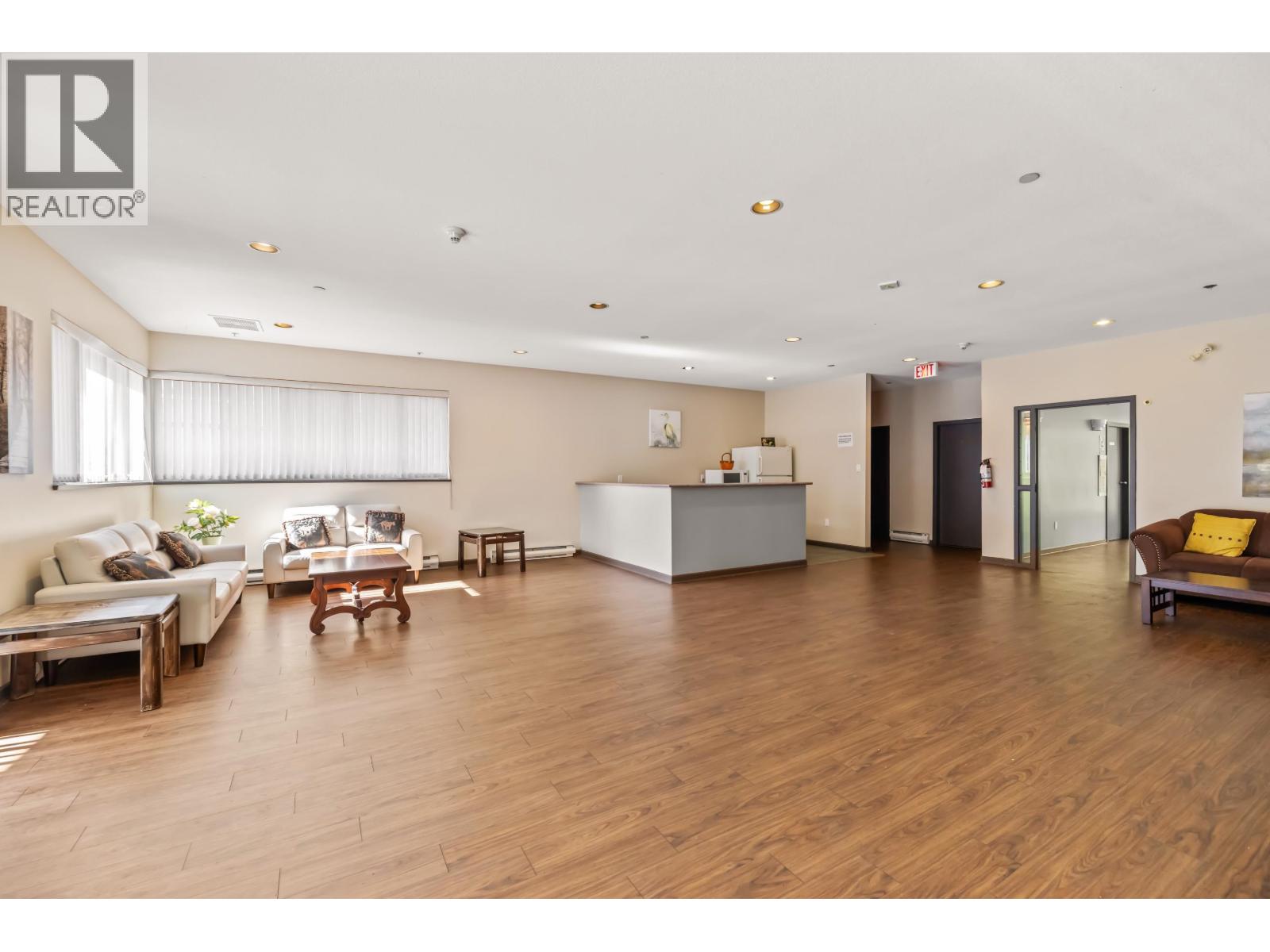 208 2551 PARKVIEW LANE, Port Coquitlam