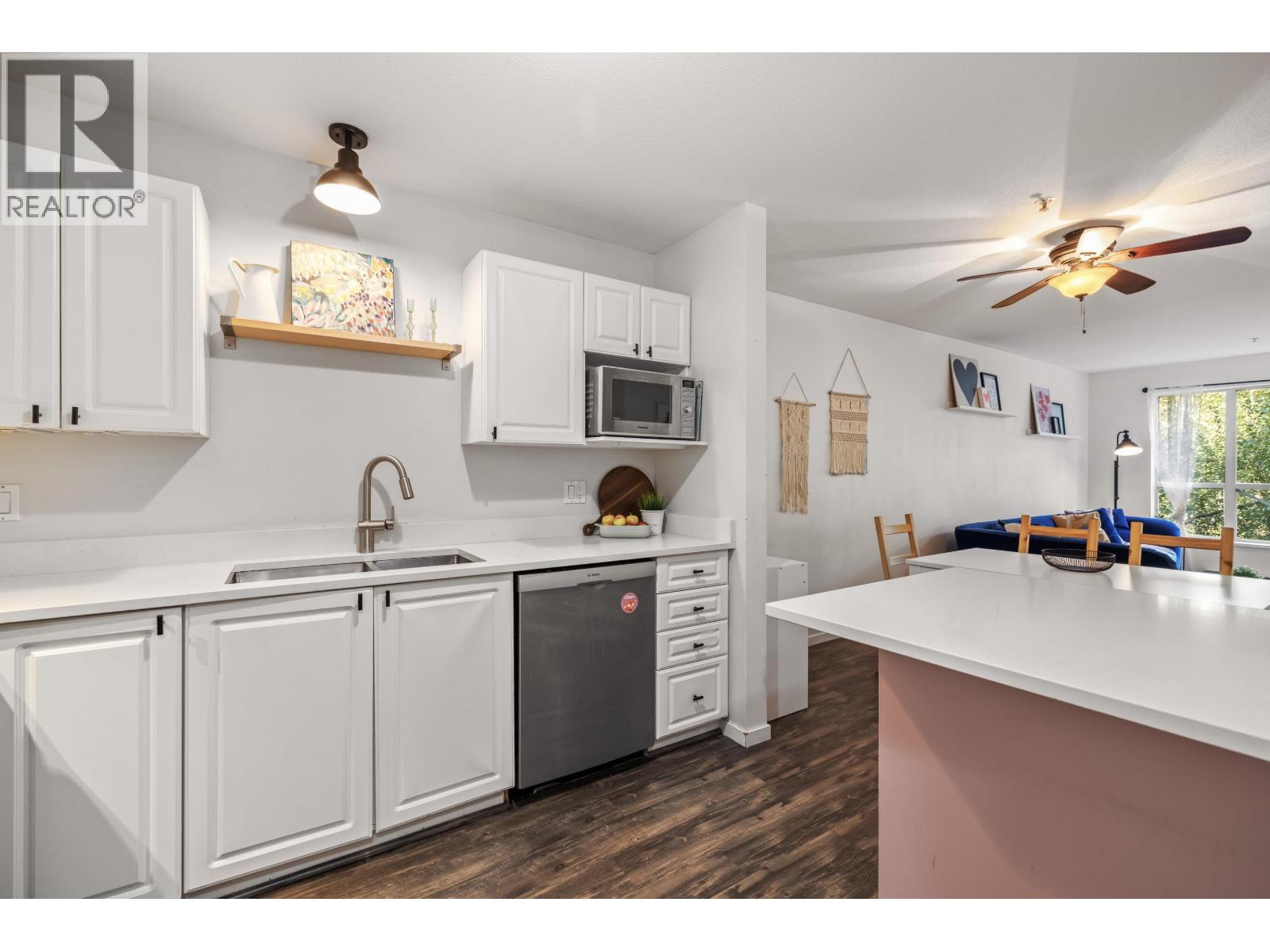 208 2551 PARKVIEW LANE, Port Coquitlam