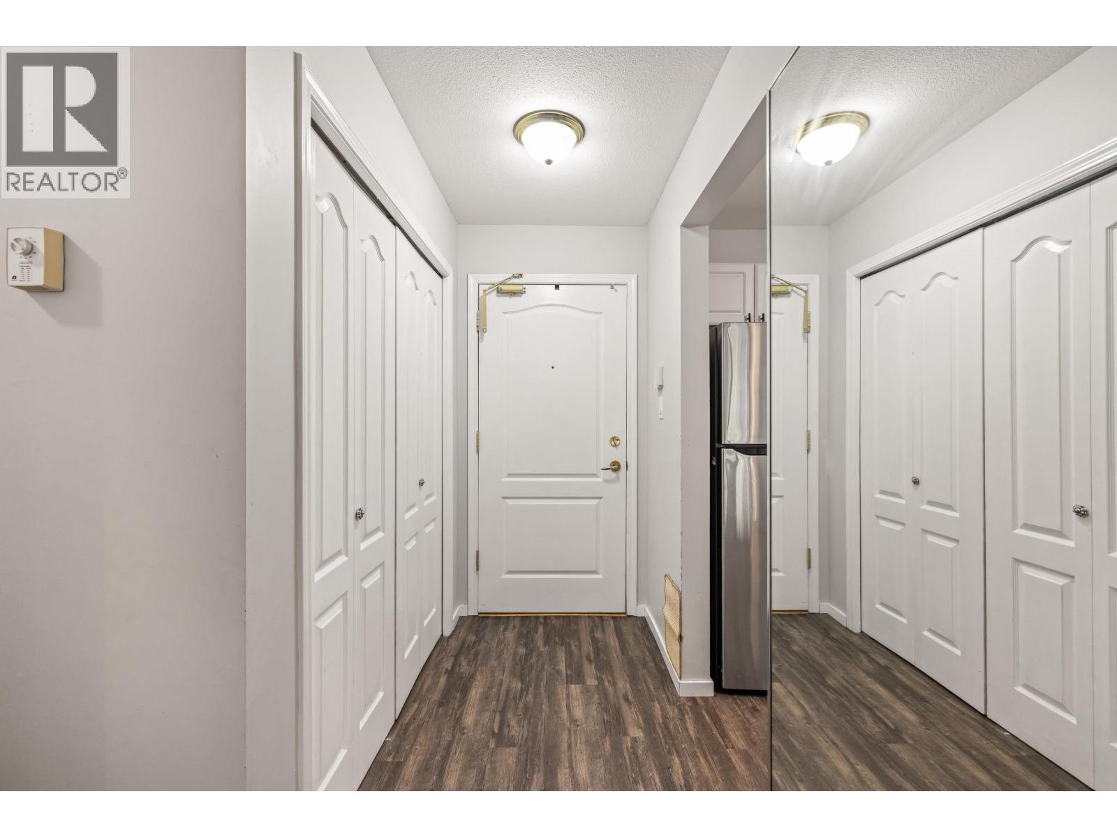 208 2551 PARKVIEW LANE, Port Coquitlam