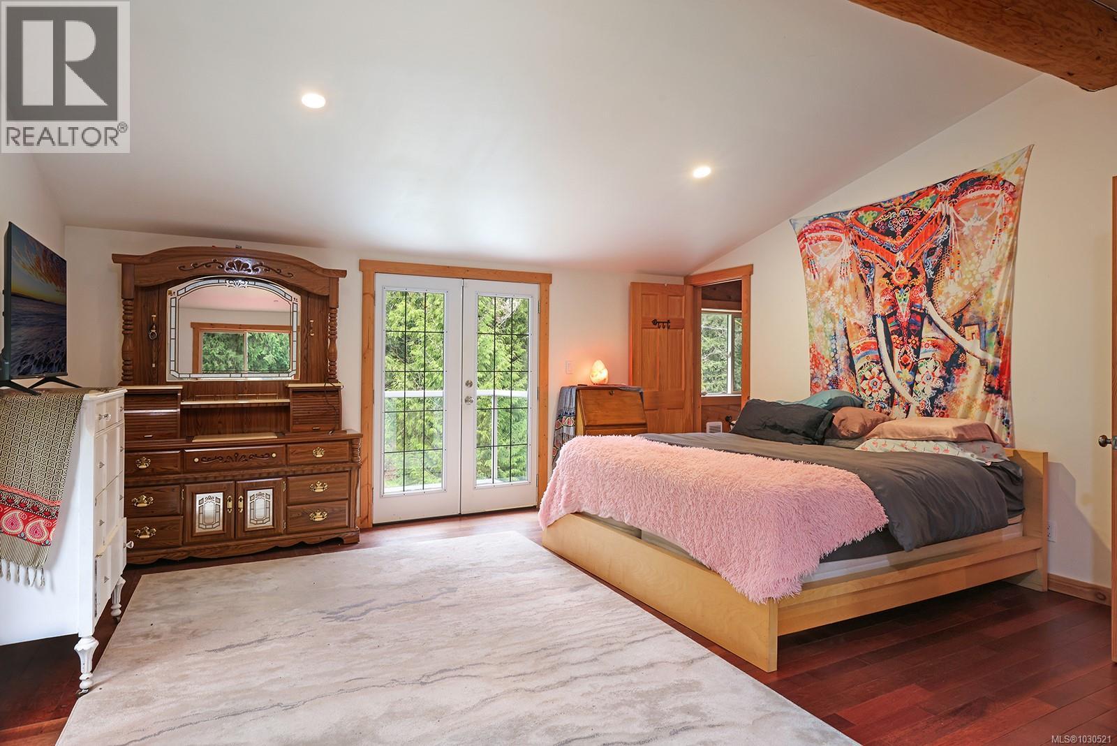 7889 MACARTNEY DR - 23