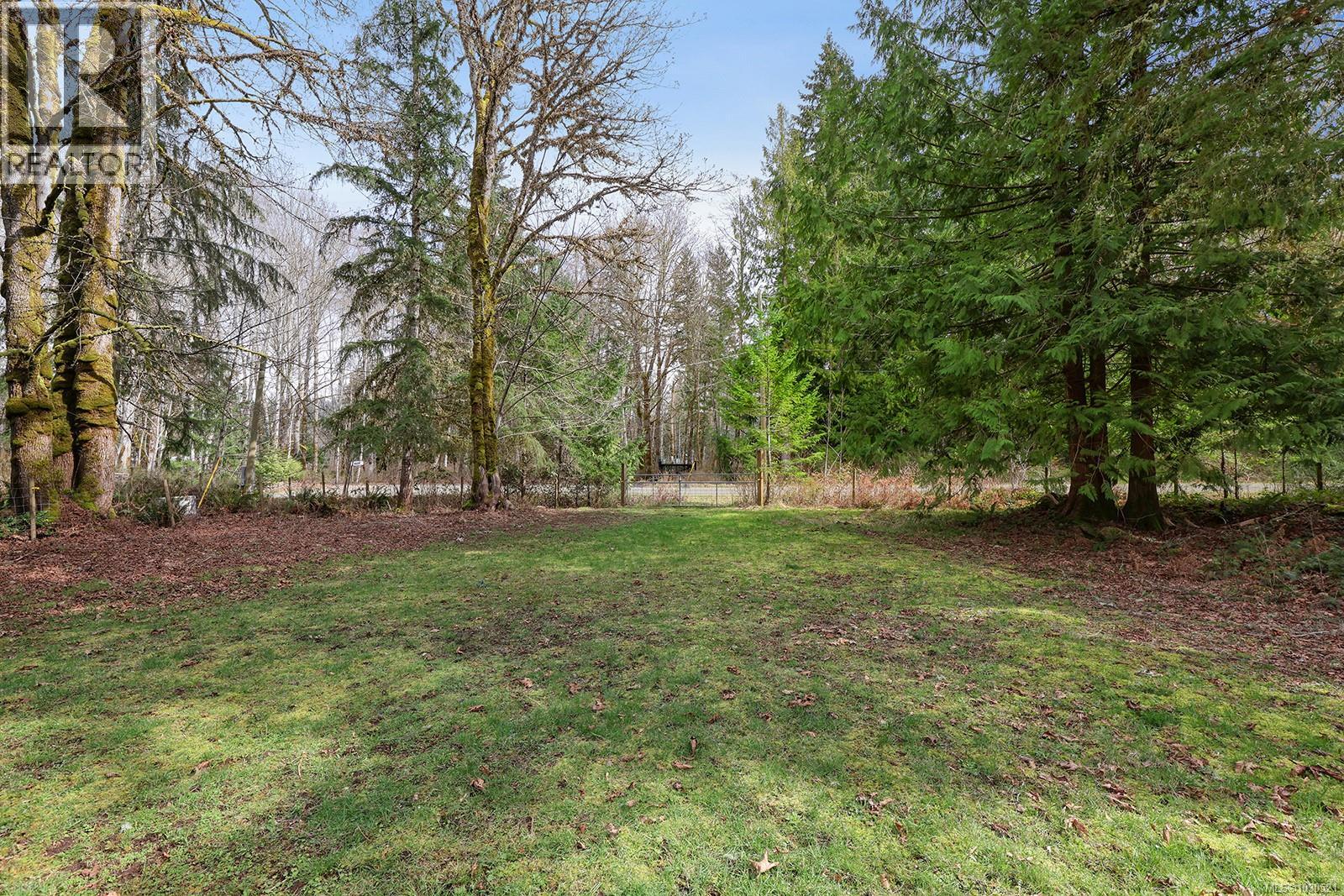 7889 MACARTNEY DR - 44