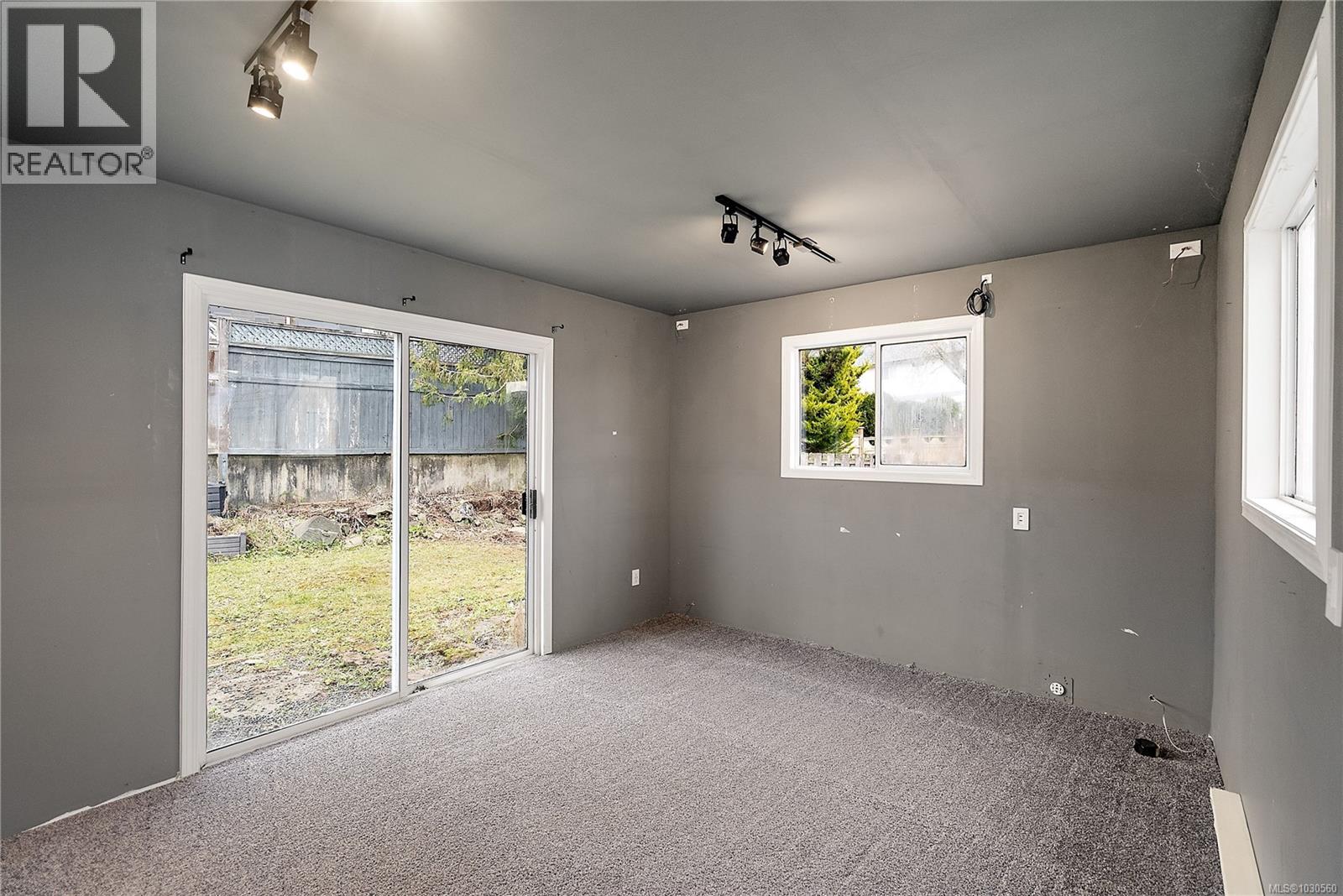 6024 COLUMBINE RD - 30