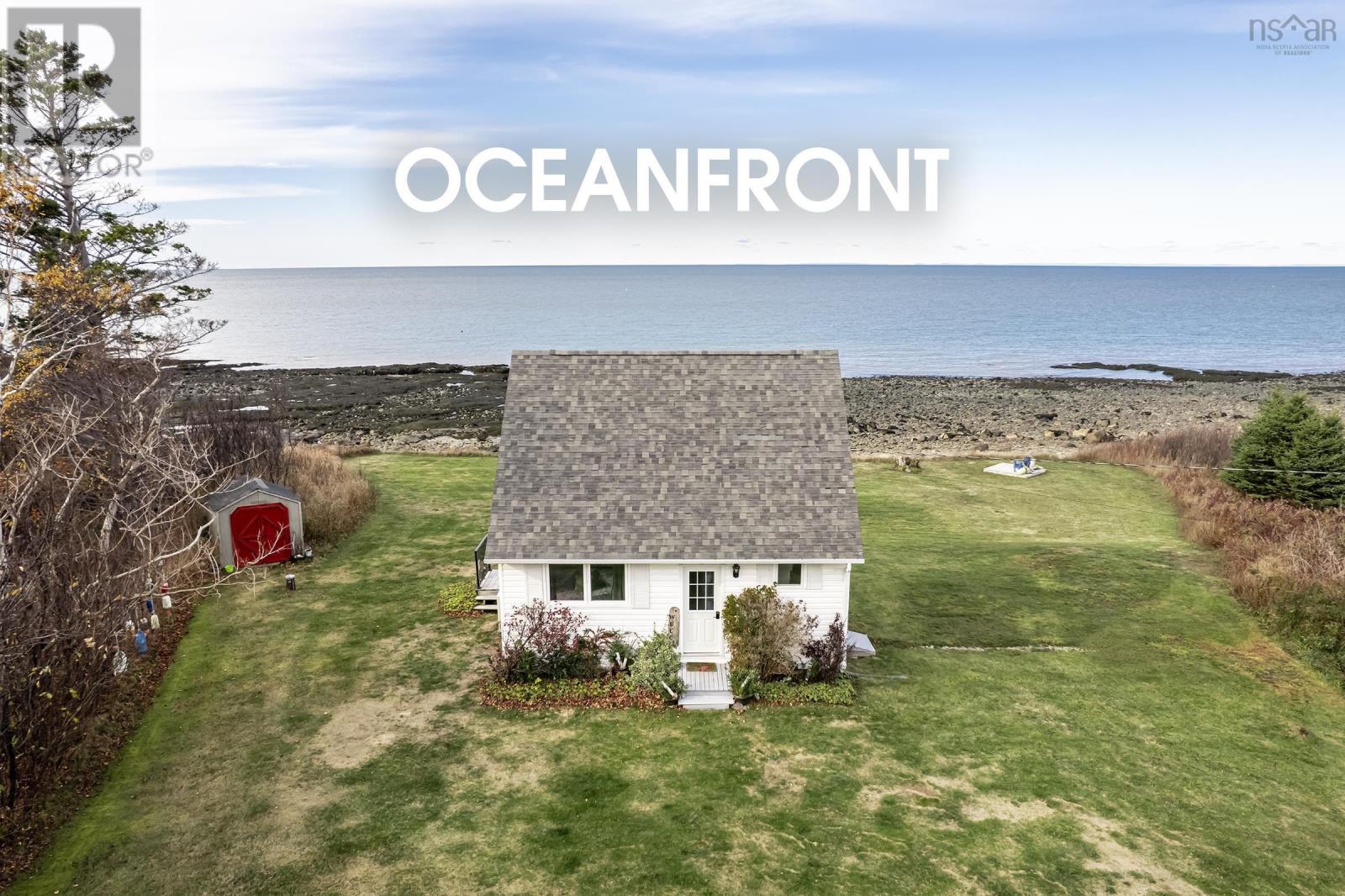 5015 Shore Road W - 1