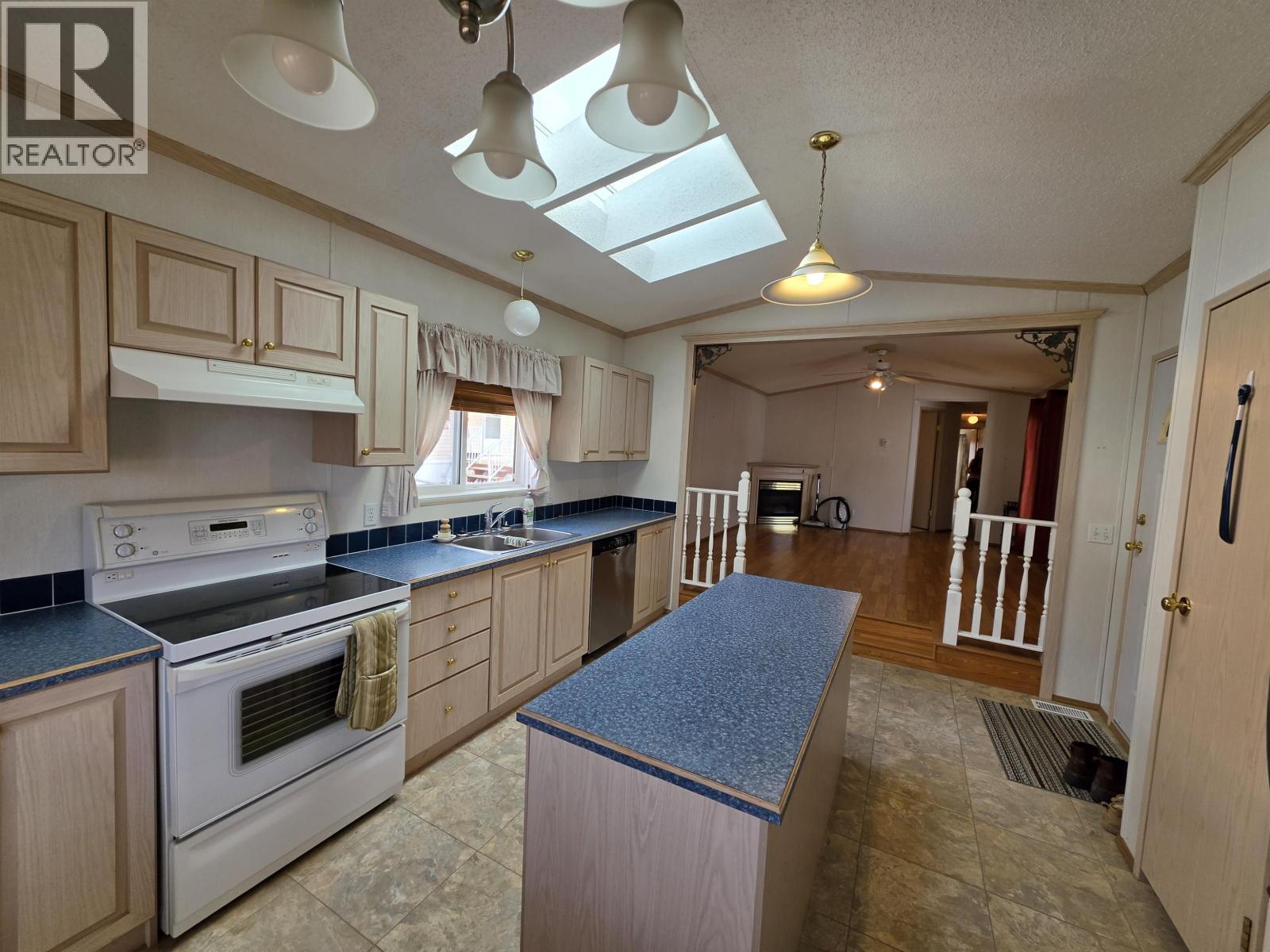 #45 370 WESTLAND ROAD - 7