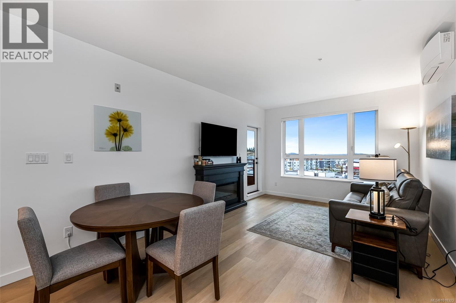 411 3564A Ryder Hesjedal Way, Colwood