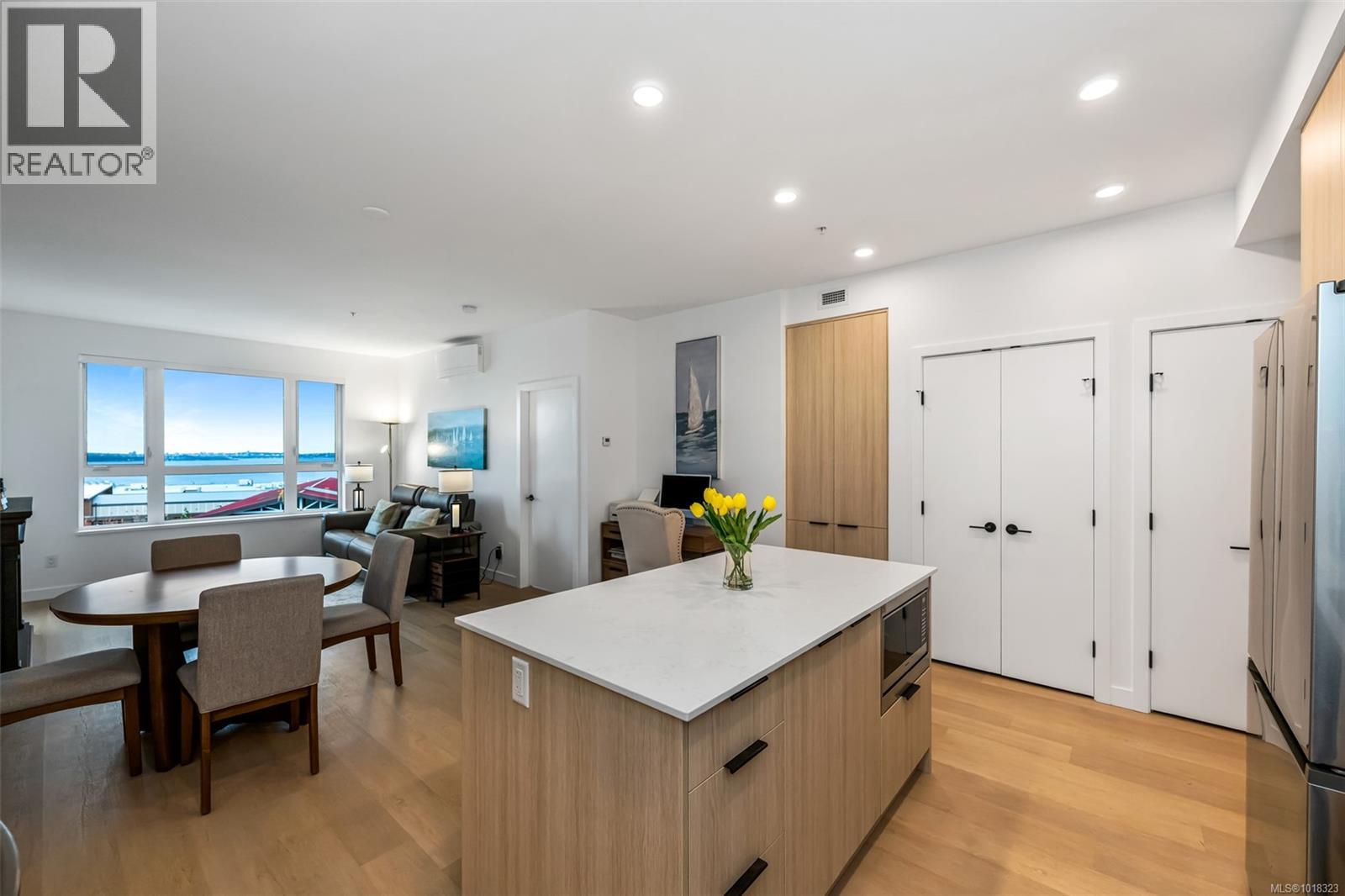 411 3564A Ryder Hesjedal Way, Colwood