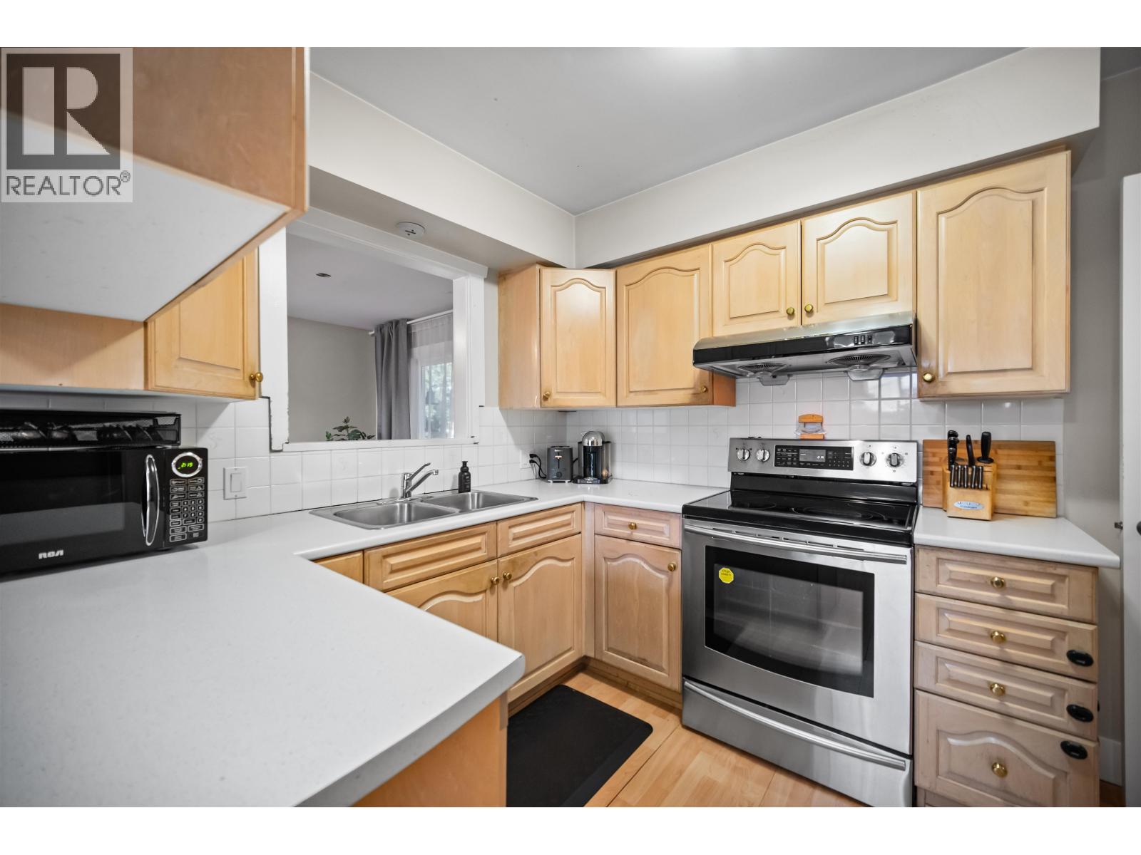 3580 BARGEN Drive, Richmond