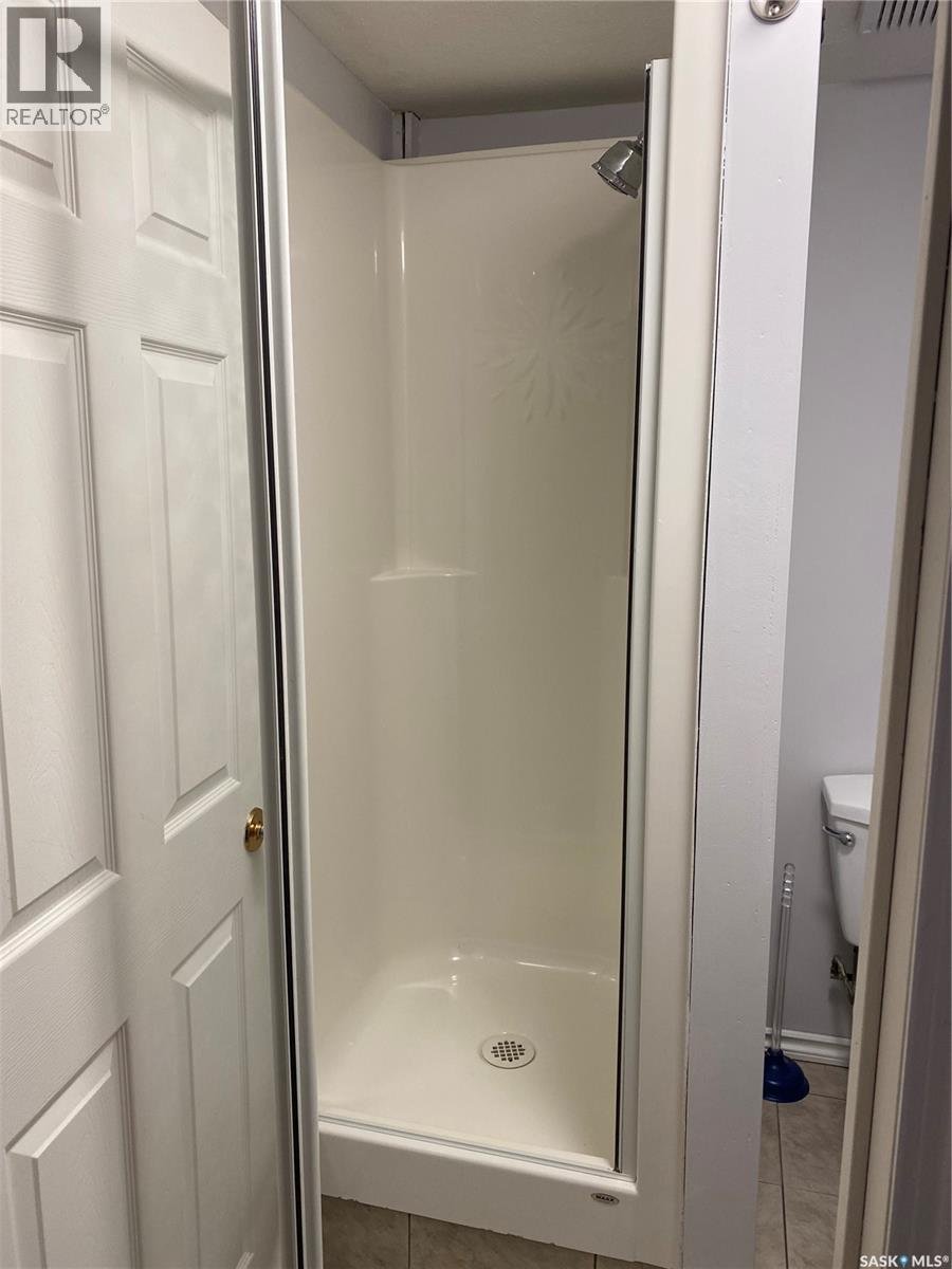 209 8TH STREET E - 13