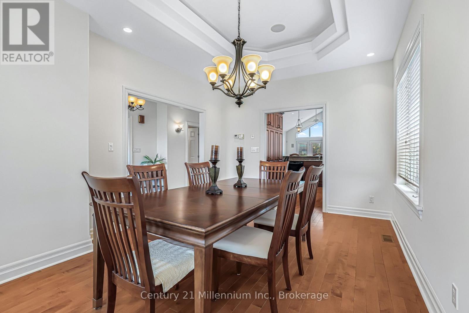 6 GLEN ABBEY COURT - 21