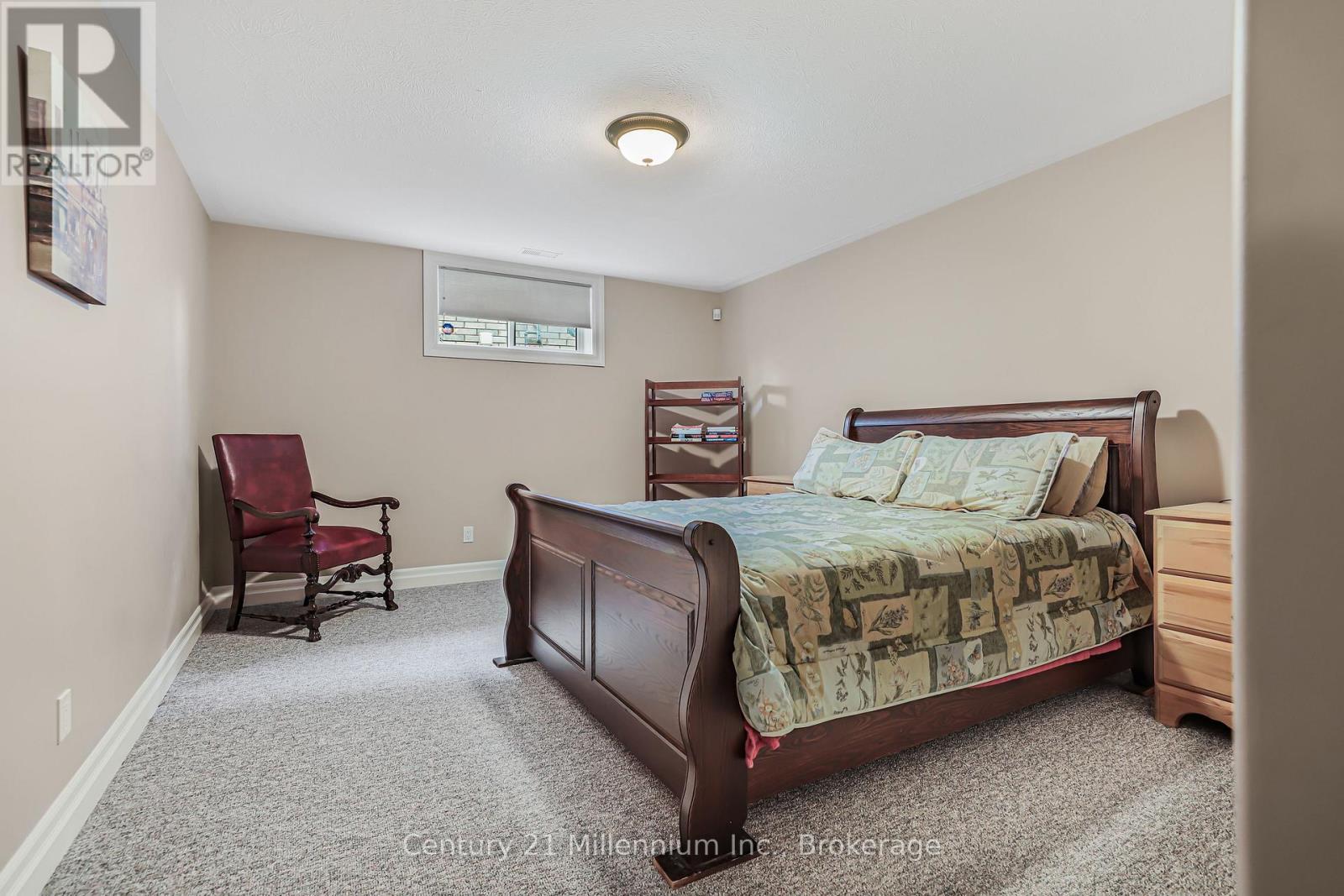 6 GLEN ABBEY COURT - 30