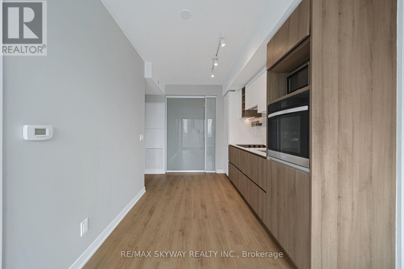 2101 - 319 JARVIS STREET — photo 31