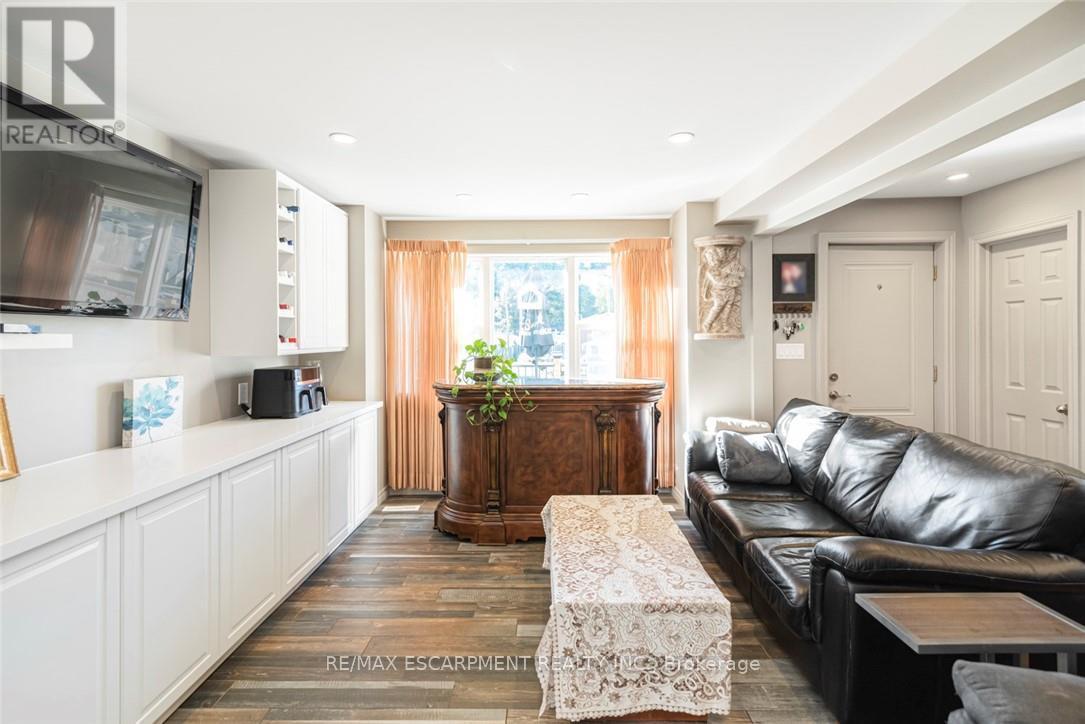 199 KIMBERLY DRIVE, Hamilton (Rosedale), Ontario