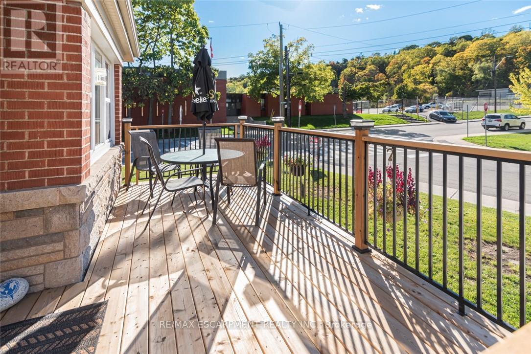 Single Family House for Sale in  KIMBERLY DRIVE Hamilton (Rosedale) 