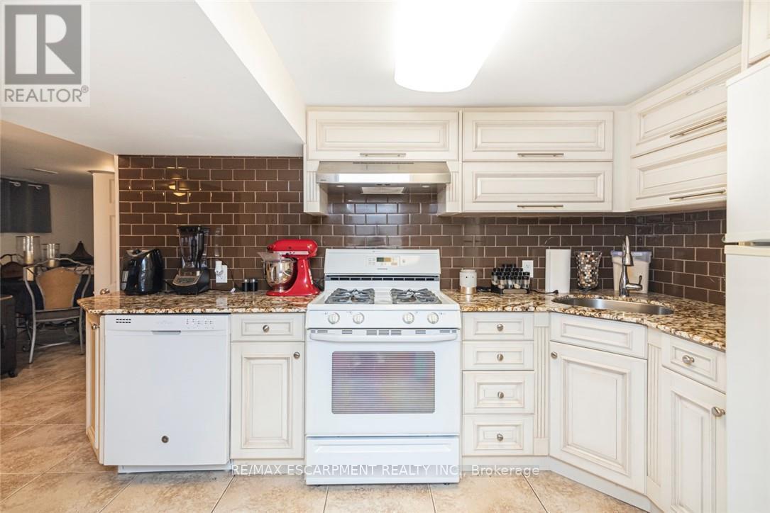 Single Family House for Sale in  KIMBERLY DRIVE Hamilton (Rosedale) 