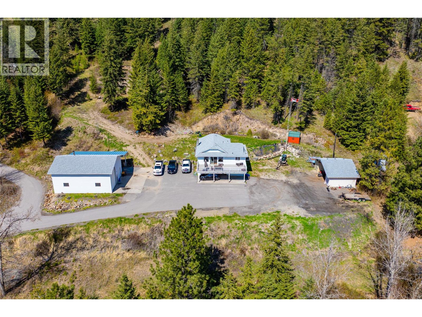 7114 Goshawk Road, Kelowna