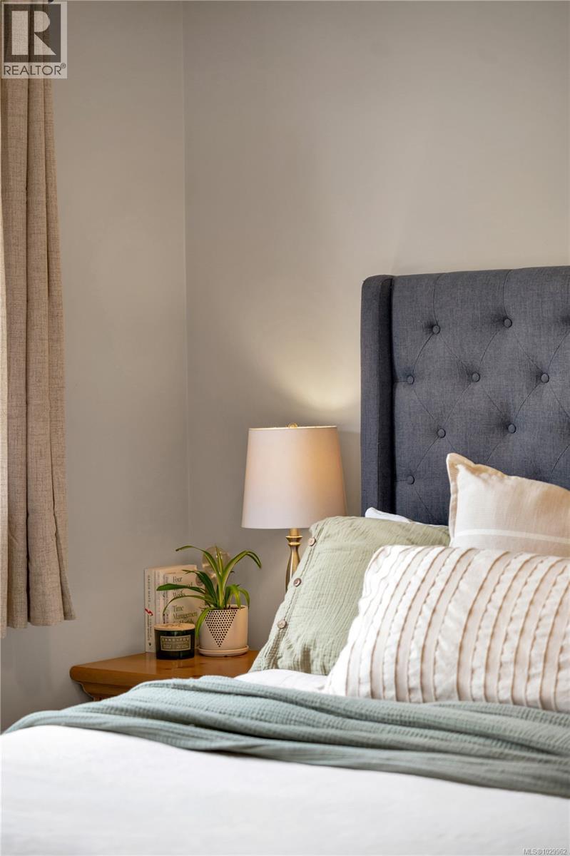 #13 1424 ALDER ST S - 23