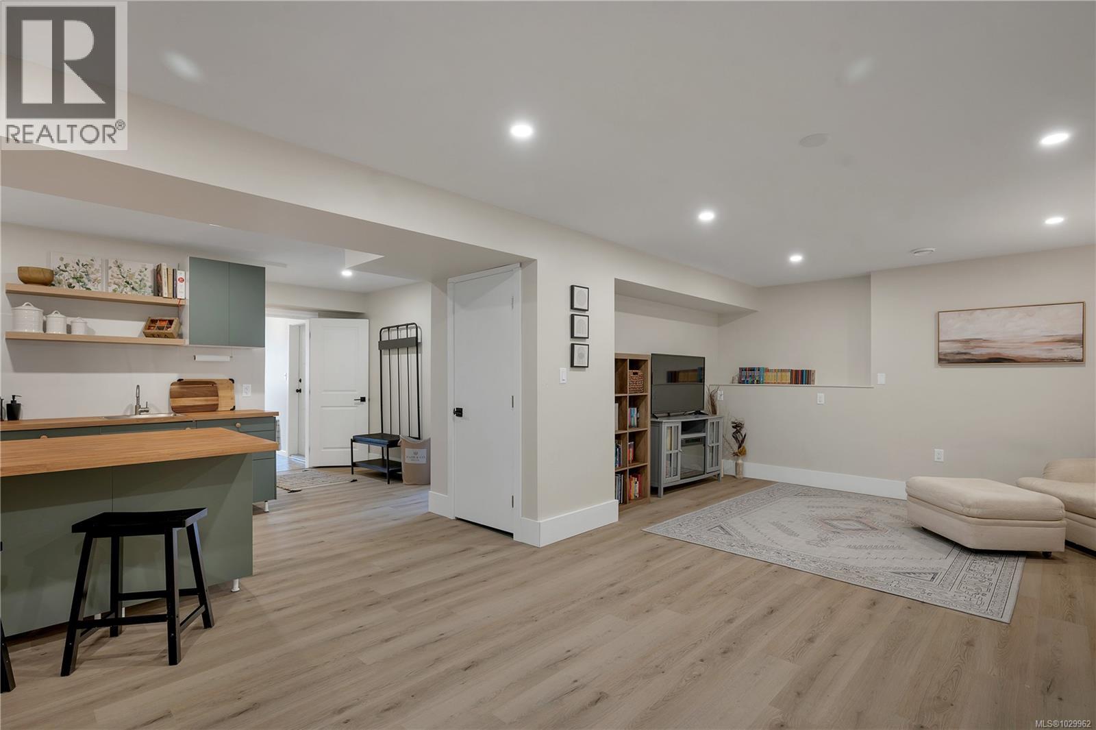 #13 1424 ALDER ST S - 28